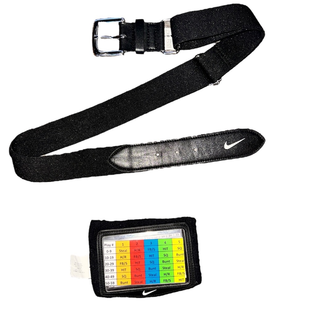 Nike - Adult Softball/Baseball Belt - Wrist Coach Sign Band -